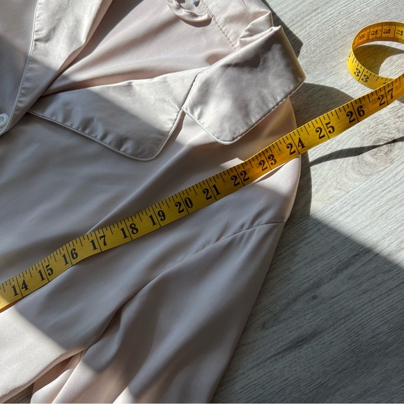 SOLD ❌ CREAM FEATHER DETAILED SILKY BLOUSE - Picture 12 of 13